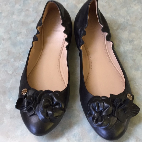 Tory Burch Shoes - Tory Burch black leather ballet flats Tory Burch Shoes - Tory Burch black leather ballet flats